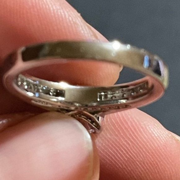 Sterling Silver CZ engagement ring - Picture 8 of 9